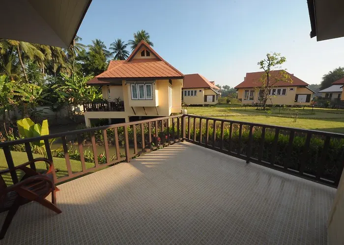 Maeklong Marina Resort