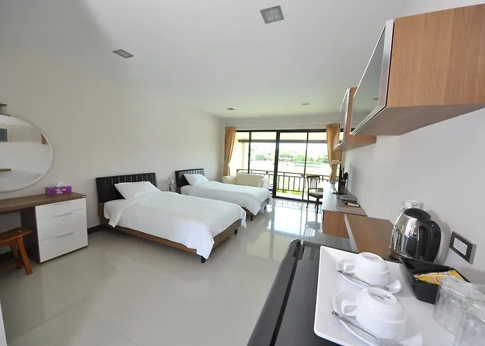 Maeklong Marina Resort Ratchaburi