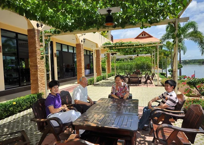 Resort Maeklong Marina