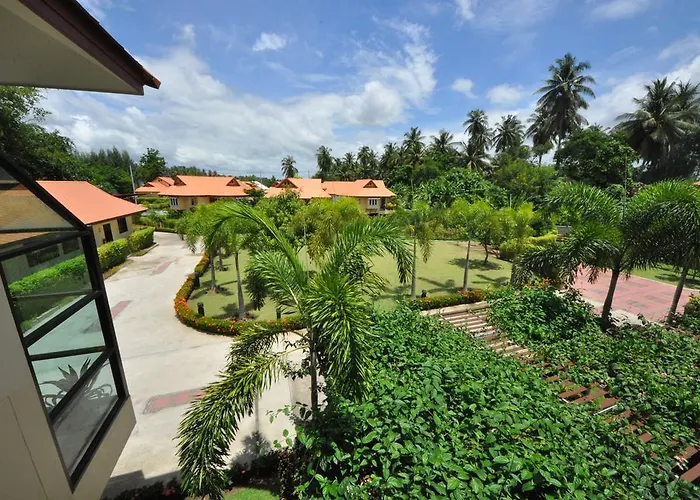 Maeklong Marina 3*